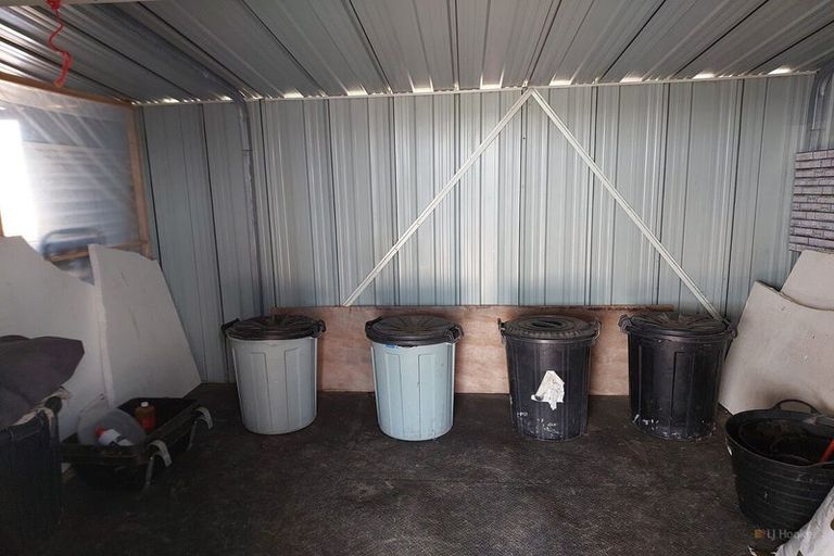 Photo of property in 8 Minnie Street, Waimate, 7980