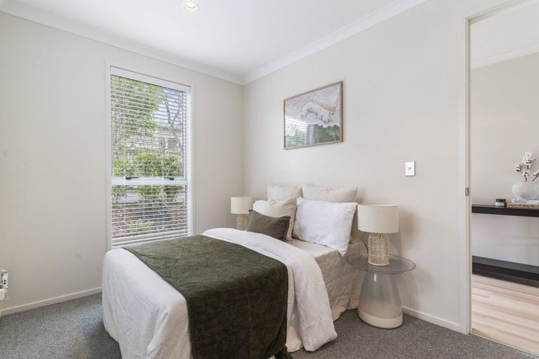 Photo of property in 5 Tee Point, Red Beach, 0932