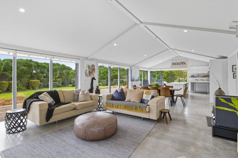 Photo of property in 34 Pairuku Lane, Peka Peka, Waikanae, 5391