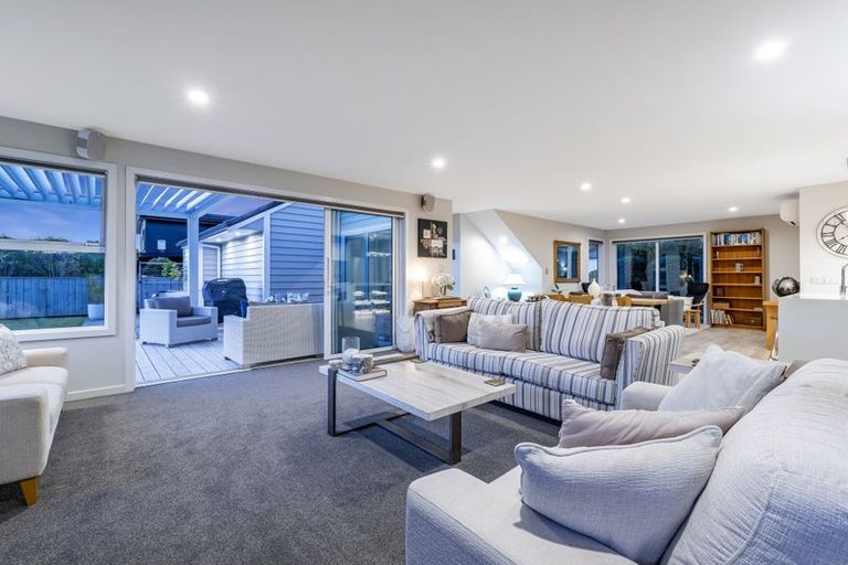 Photo of property in 187 Navigation Drive, Whitby, Porirua, 5024