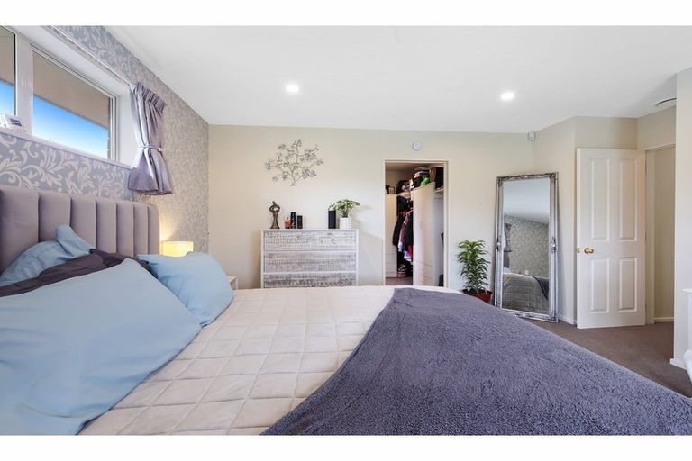 Photo of property in 2 Cobden Place, Woodend, 7610