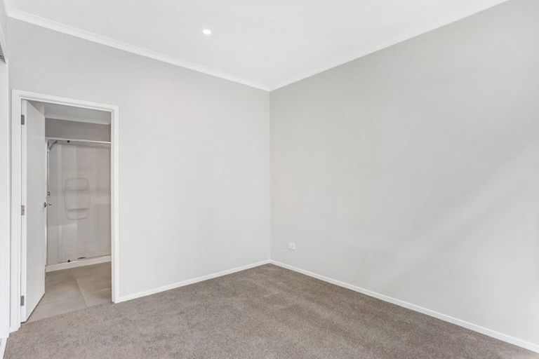 Photo of property in 22 Mollusc Road, Hobsonville, Auckland, 0616