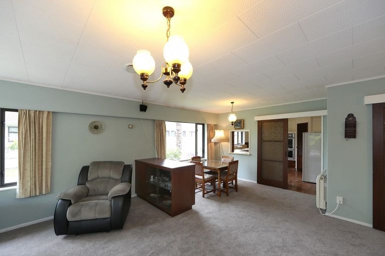 Photo of property in 1/205 Princes Street, Parkvale, Hastings, 4122