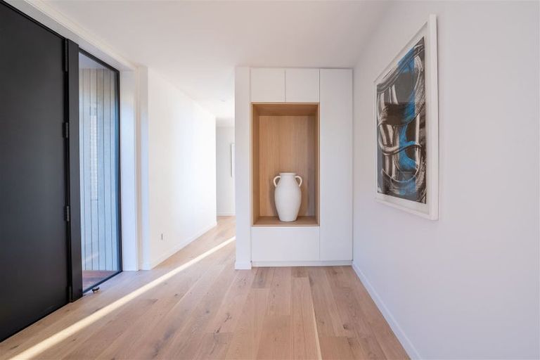 Photo of property in 9 Loader Lane, Clifton, Christchurch, 8081