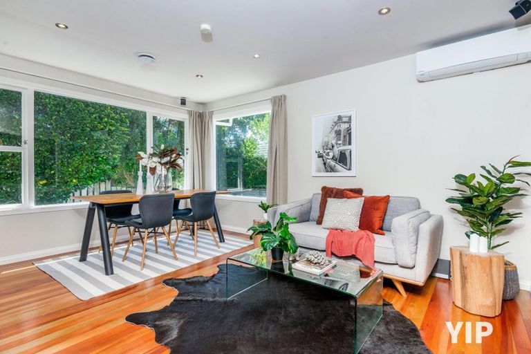 Photo of property in 5 Winston Street, Crofton Downs, Wellington, 6035