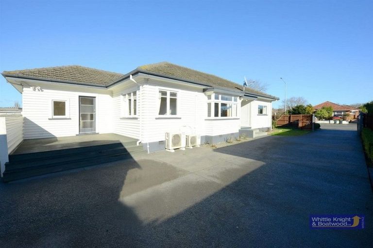 Photo of property in 240 Hills Road, Mairehau, Christchurch, 8013