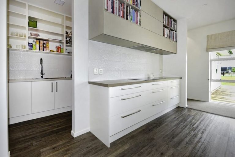 Photo of property in 26 Whitcombe Place, Darfield, 7571