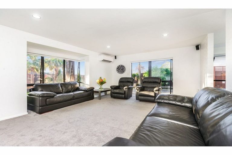 Photo of property in 2/57 Hoteo Avenue, Papatoetoe, Auckland, 2025