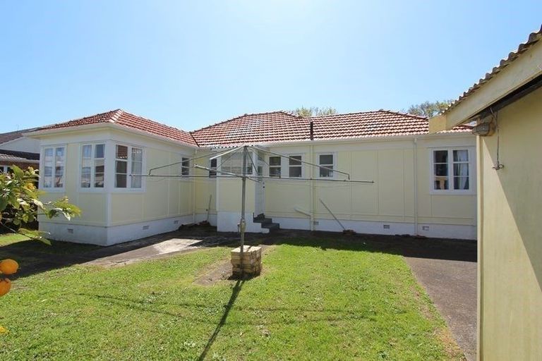 Photo of property in 131 Hendon Avenue, Mount Albert, Auckland, 1025