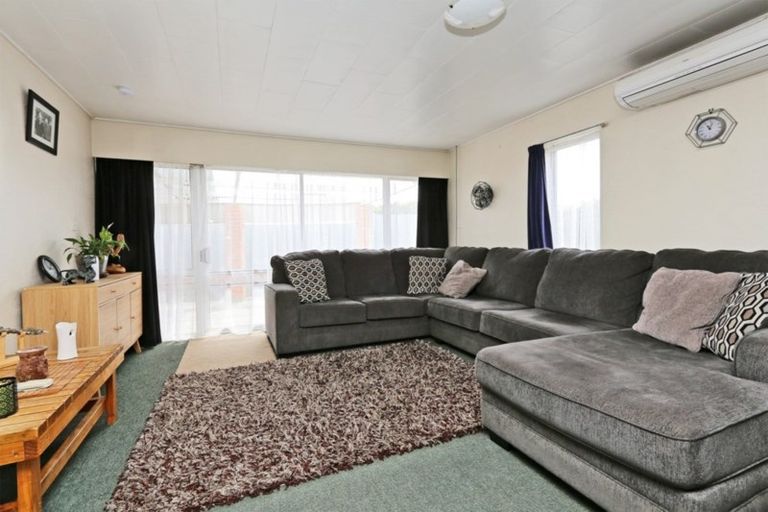 Photo of property in 5 Walton Place, Flaxmere, Hastings, 4120