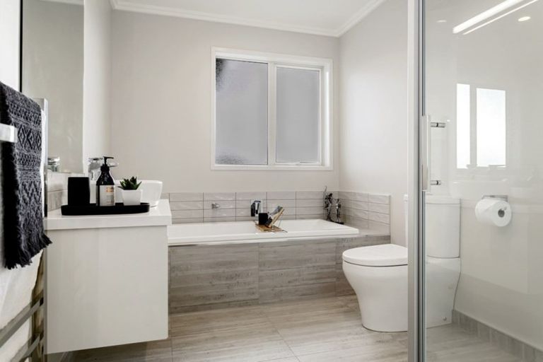 Photo of property in 1 Boyce Crescent, Cambridge, 3434