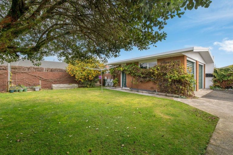 Photo of property in 8 Carlton Street, Glenholme, Rotorua, 3010