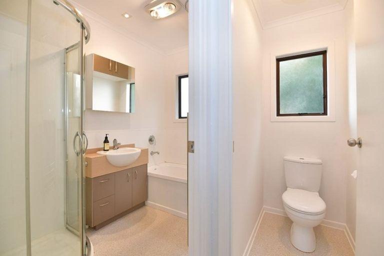 Photo of property in 85 Garfield Road, Helensville, 0800