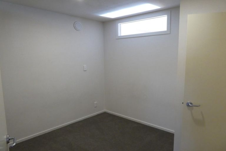 Photo of property in 2 Pickering Street, Kaiwharawhara, Wellington, 6035