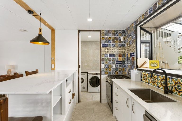 Photo of property in 8b Longstead Avenue, Papamoa Beach, Papamoa, 3118