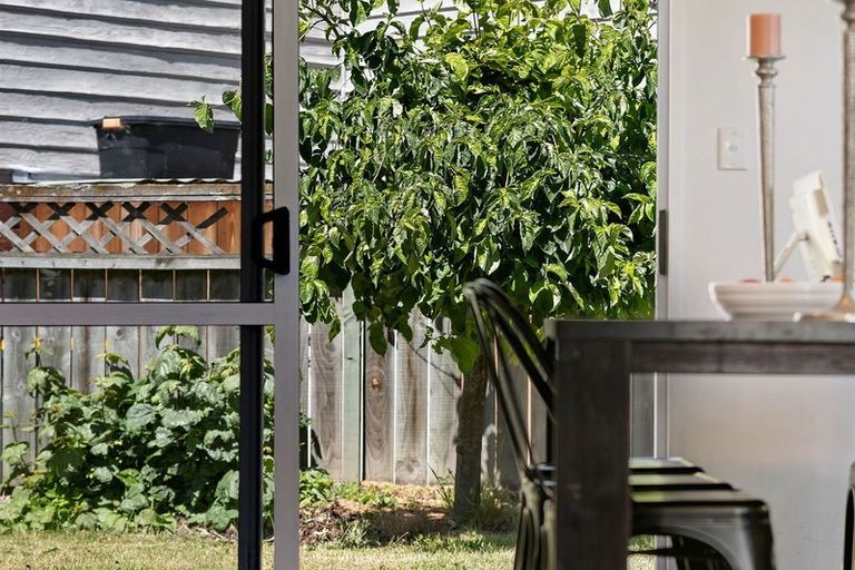 Photo of property in 35b Kawarau Place, Frankton, Queenstown, 9300