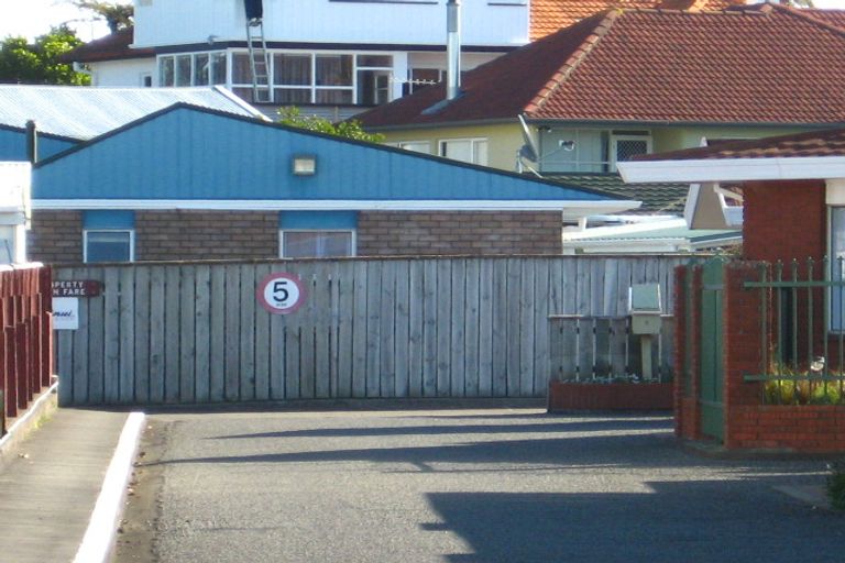 Photo of property in 1/36 Sanders Avenue, Westown, New Plymouth, 4310