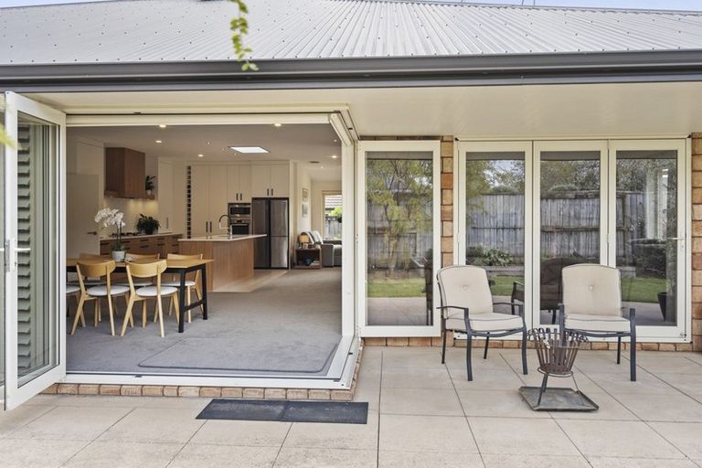 Photo of property in 7 Norfolk Drive, Cambridge, 3434