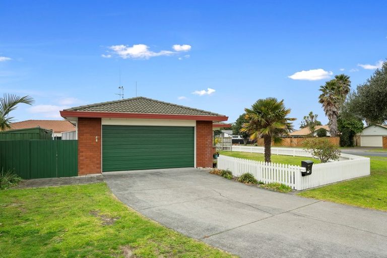 Photo of property in 2 Aldermen Avenue, Papamoa Beach, Papamoa, 3118