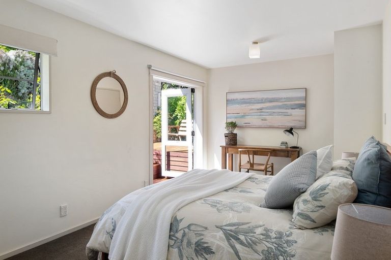 Photo of property in 6c Rockview Place, Mount Pleasant, Christchurch, 8081