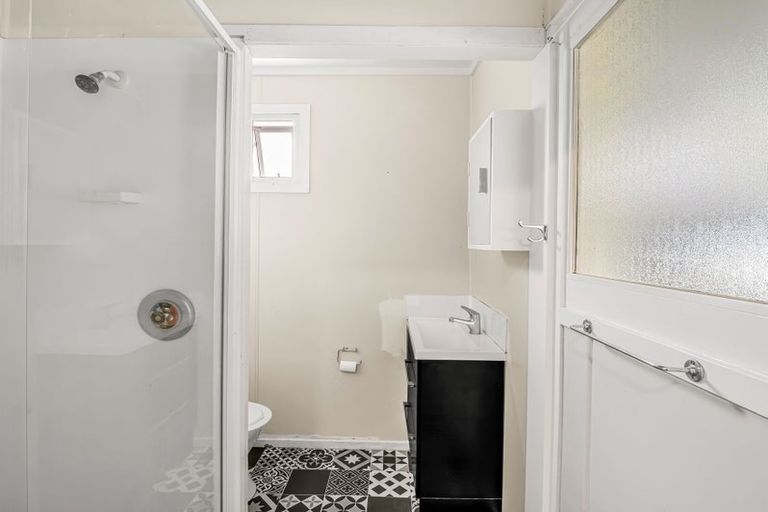 Photo of property in 31 Matai Street, Castlecliff, Whanganui, 4501