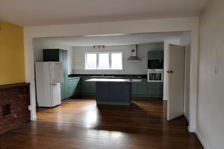 Photo of property in 124 Maidstone Road, Ilam, Christchurch, 8041