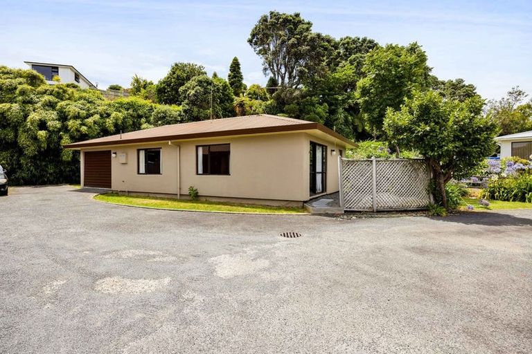 Photo of property in 4/99 Mangorei Road, Merrilands, New Plymouth, 4312