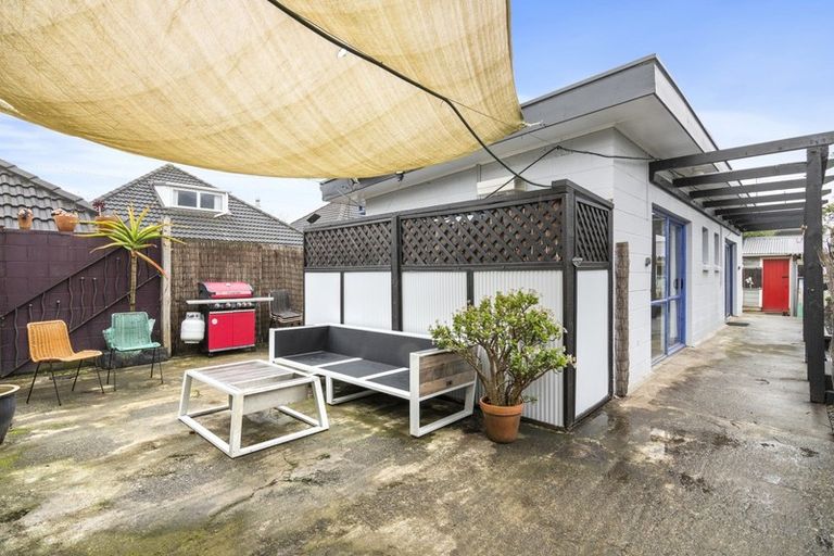 Photo of property in 107 Tasman Street, Nelson, 7010