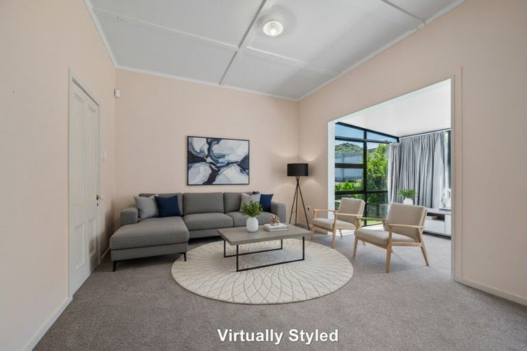 Photo of property in 62 Waikawa Road, Picton, 7220