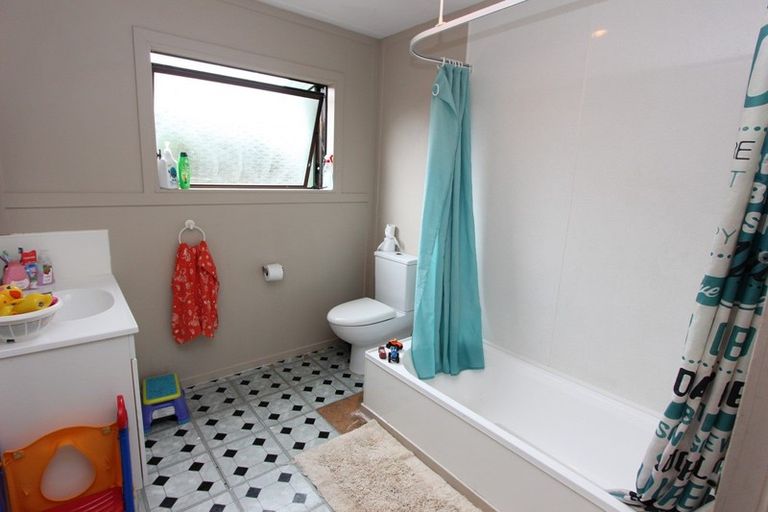 Photo of property in 27c Miro Street, Inglewood, 4330