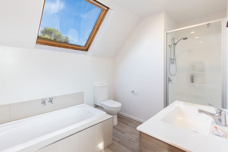 Photo of property in 2/53 Hamilton Avenue, Ilam, Christchurch, 8041