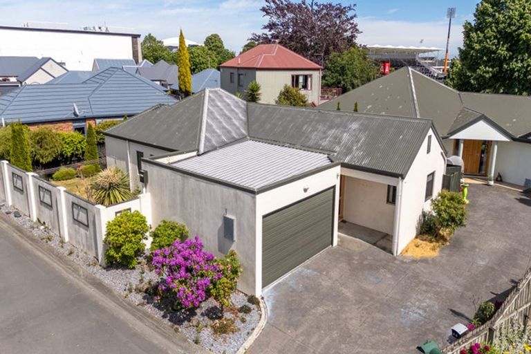 Photo of property in 50 Parade Court, Addington, Christchurch, 8024
