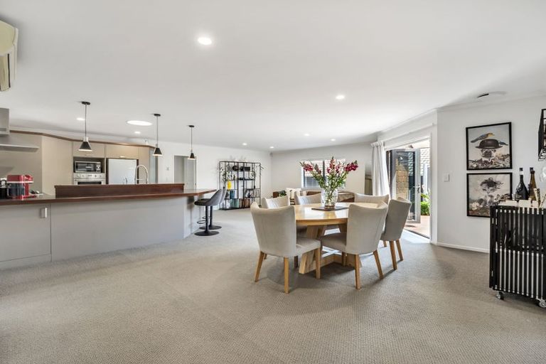 Photo of property in 8 Farleigh Close, Huntington, Hamilton, 3210