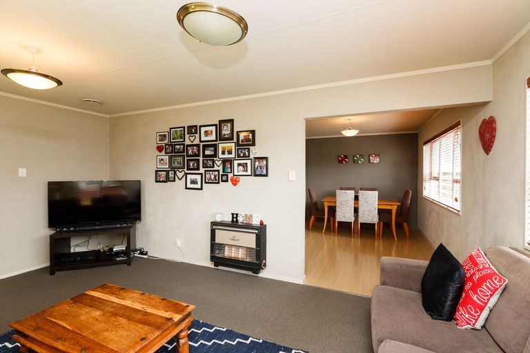 Photo of property in 81 Robinson Crescent, Westbrook, Palmerston North, 4412