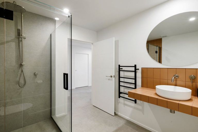 Photo of property in 4/7 Tarbett Road, Hillcrest, Hamilton, 3216