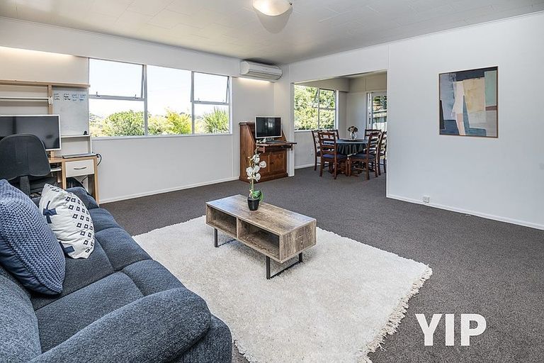 Photo of property in 71 Ironside Road, Johnsonville, Wellington, 6037
