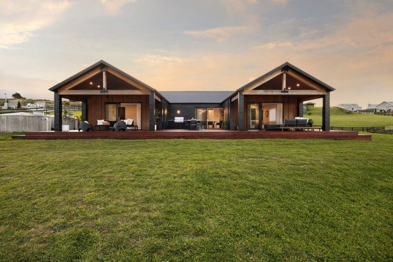 Photo of property in 18 Cellar Close, Te Kauwhata, 3782