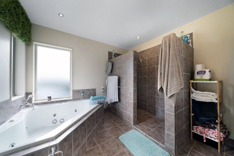 Photo of property in 16 Palm Cove, Arkles Bay, Whangaparaoa, 0932