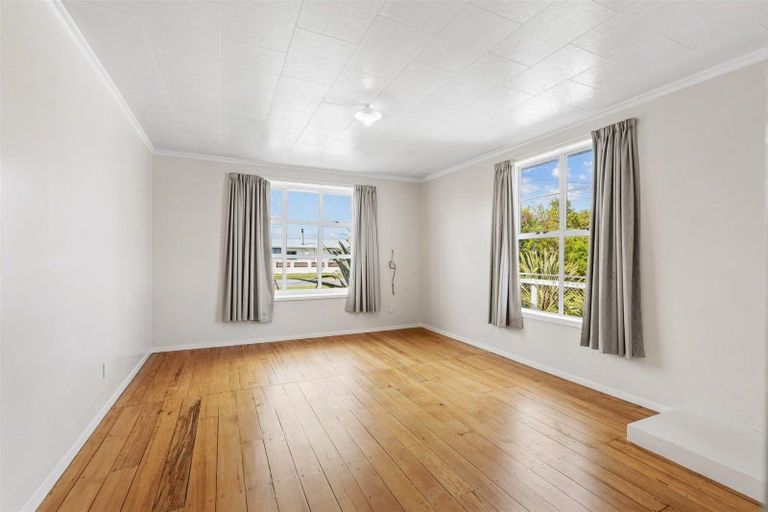 Photo of property in 47 Bright Street, Westport, 7825