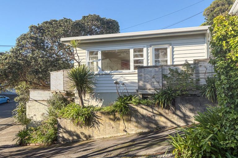 Photo of property in 36a Calcutta Street, Khandallah, Wellington, 6035