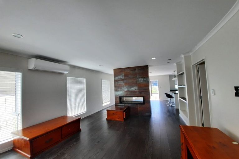 Photo of property in 3 Evelina Lane, Flat Bush, Auckland, 2019