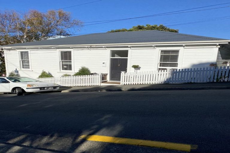 Photo of property in 49 Aurora Terrace, Kelburn, Wellington, 6012