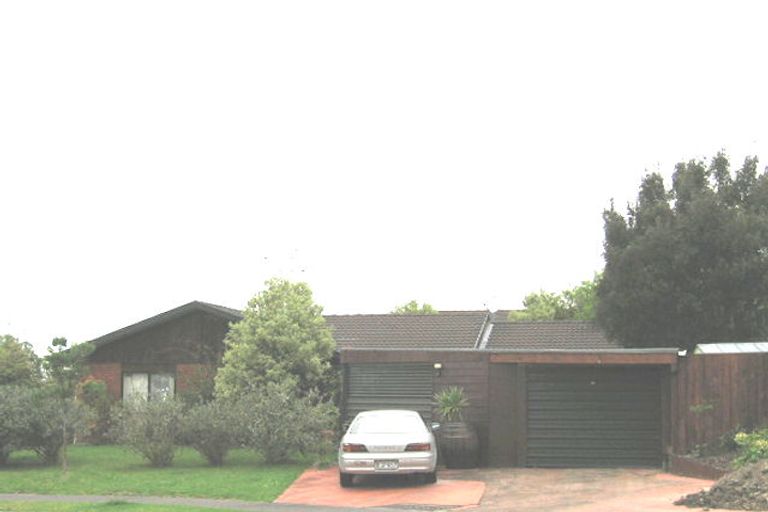 Photo of property in 53 Hassan Drive, Massey, Auckland, 0614