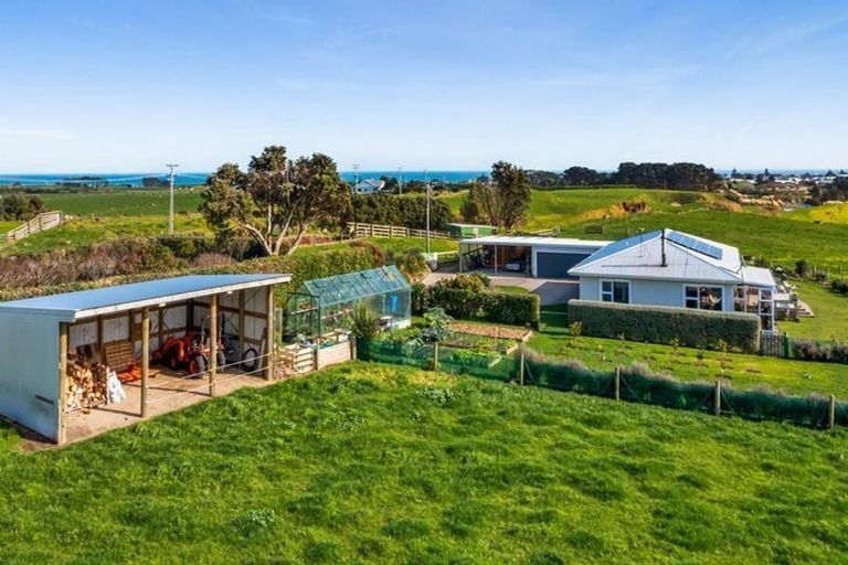 Photo of property in 3624 Eltham Road, Opunake, 4682