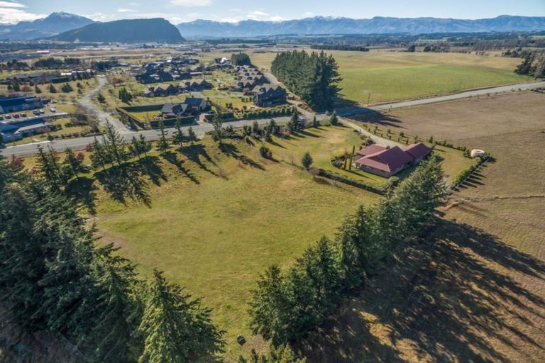 Photo of property in 18 Orchard Road, Wanaka, 9382