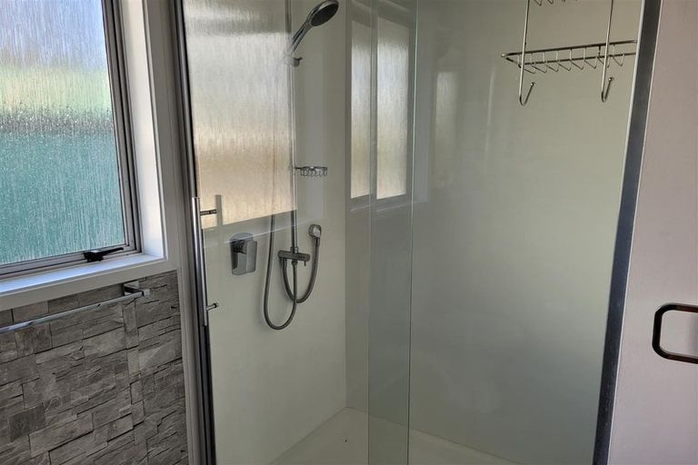 Photo of property in 5 Monument Road, Clevedon, Papakura, 2582