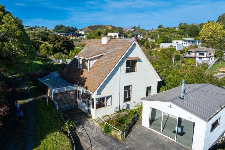 Photo of property in 16 Arnott Street, Portobello, Dunedin, 9014