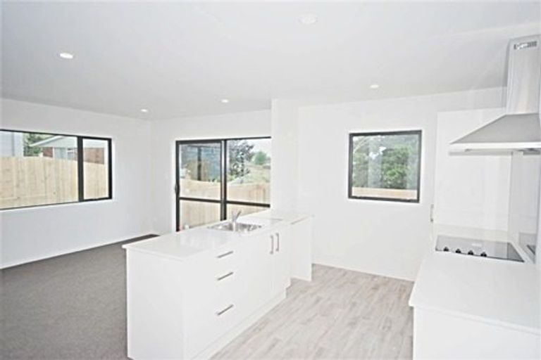 Photo of property in 90 Chelburn Crescent, Mangere East, Auckland, 2024