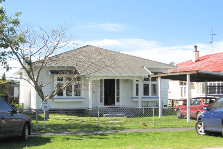 Photo of property in 12 Wellington Street, Te Hapara, Gisborne, 4010