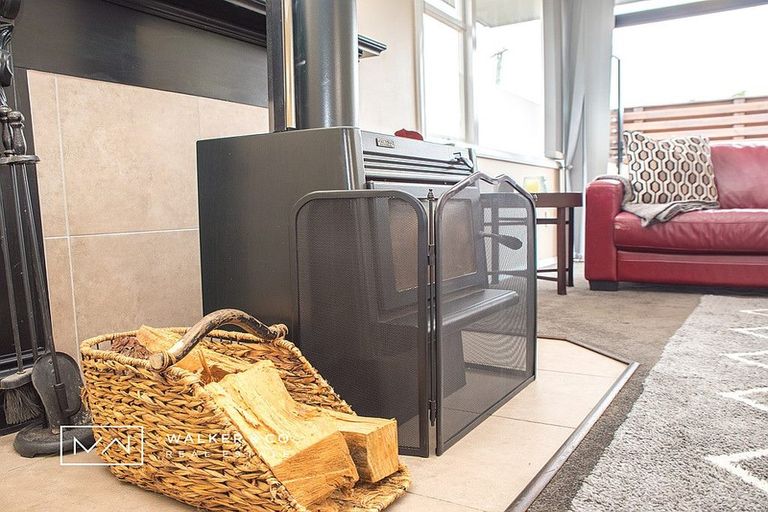 Photo of property in 1/57 Hautana Street, Woburn, Lower Hutt, 5010